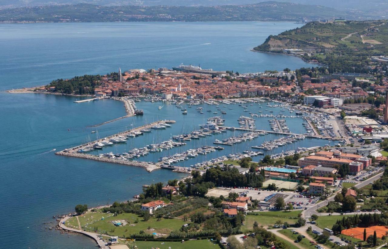 Apartma Ema Izola Exteriér fotografie